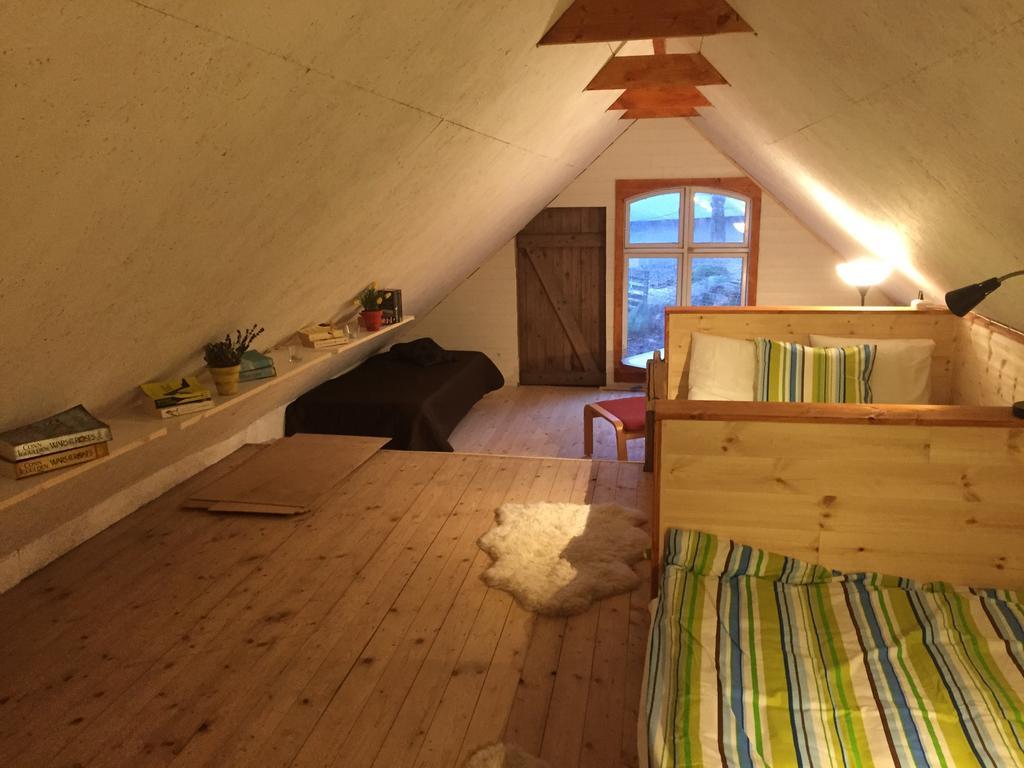 Farm Stay Happy Dogs Ranch Veberod Номер фото